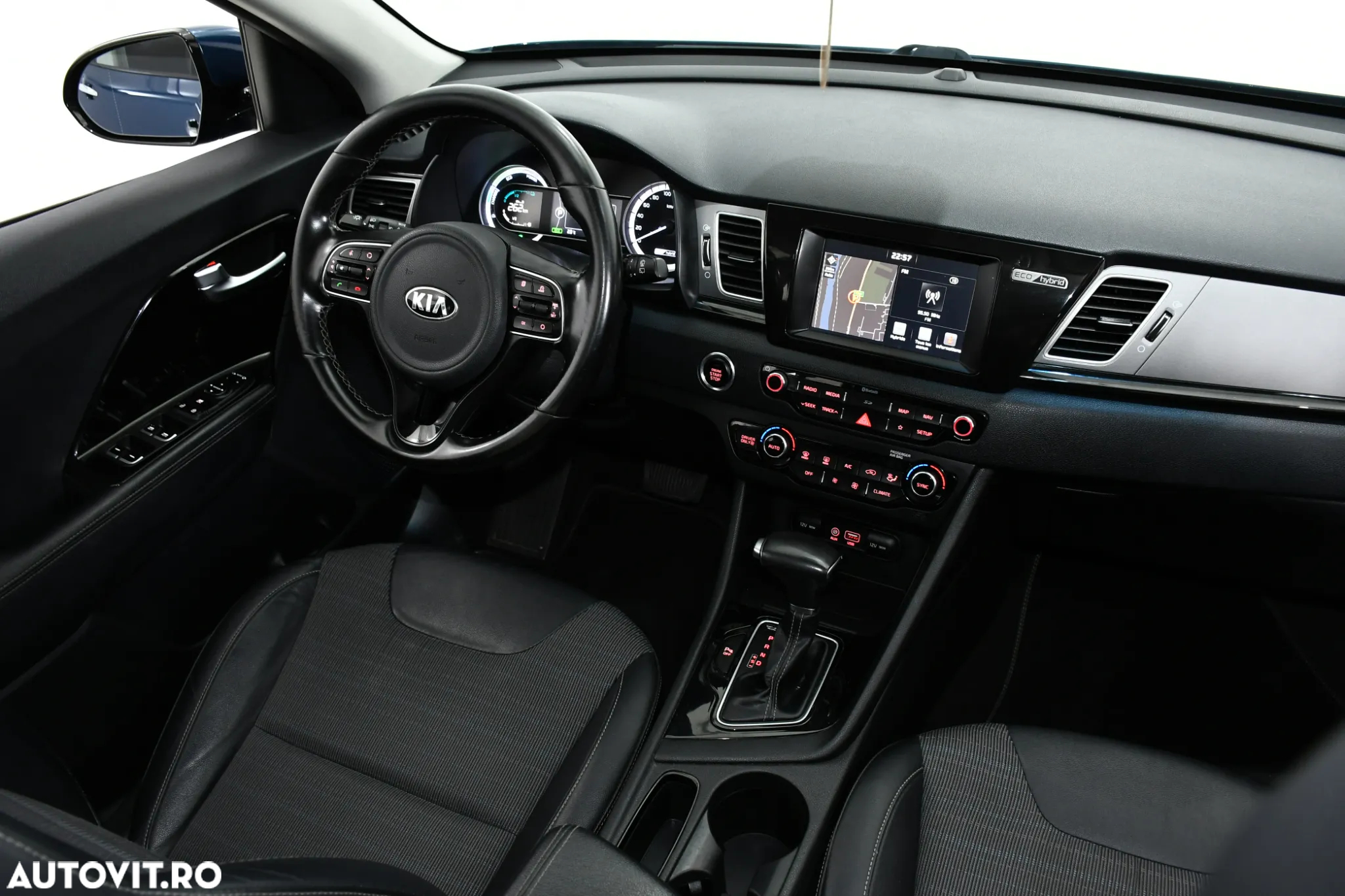 Kia Niro 1.6 GDI 2WD Aut. Vision - 5