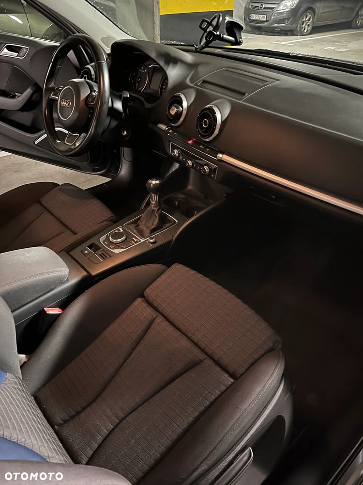 Audi A3 3-drzwiowe 1.4 TFSI Attraction - 6