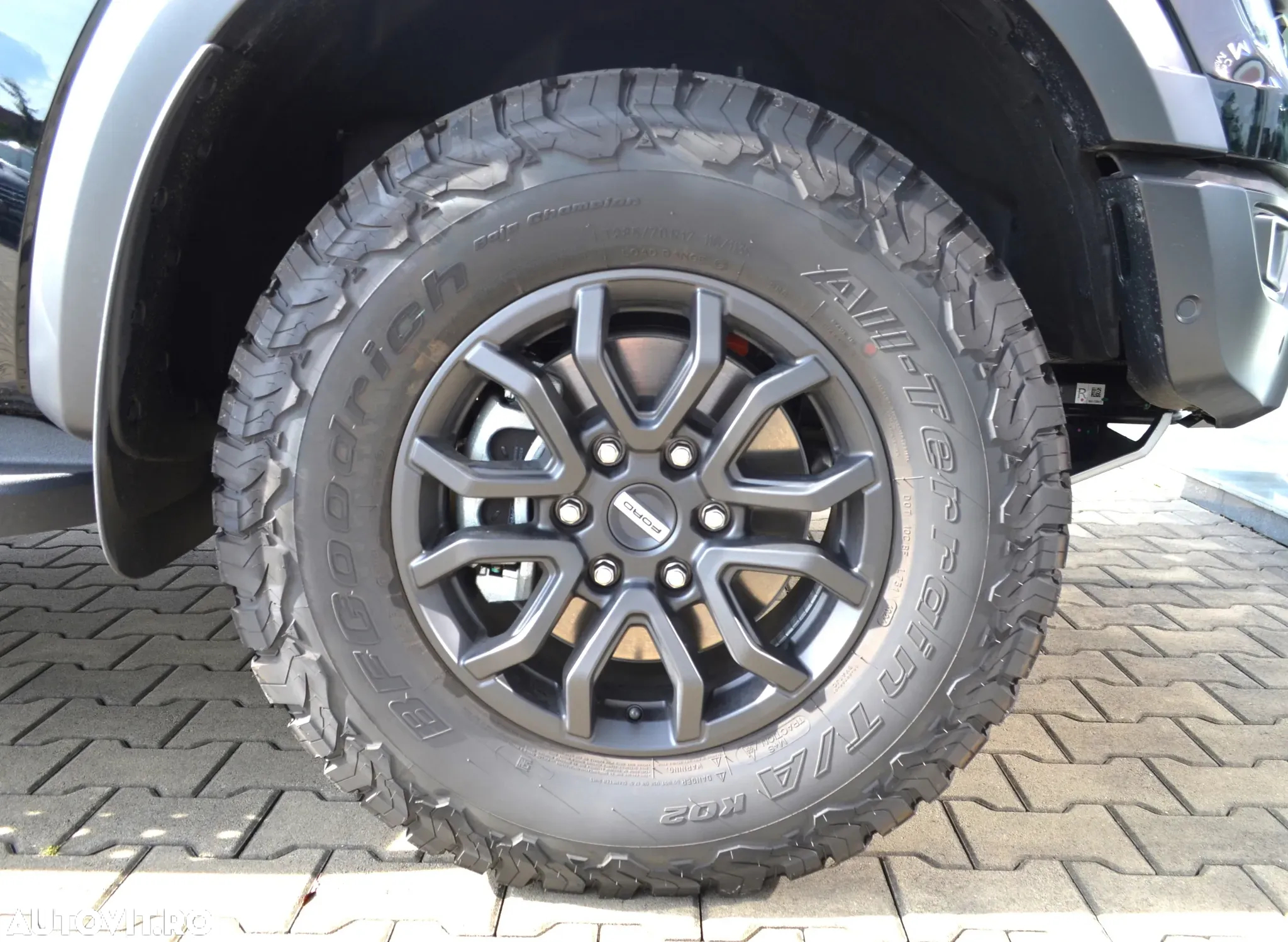 Ford Raptor - 12