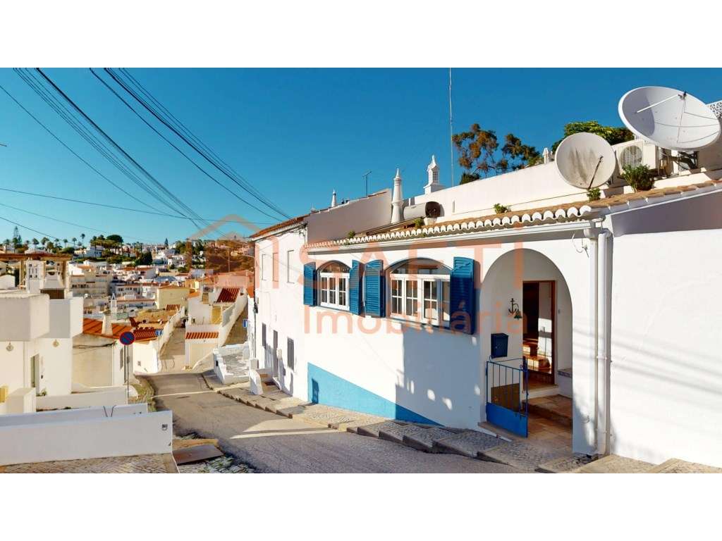 Casa no centro de Carvoeiro - Grande imagem: 5/35