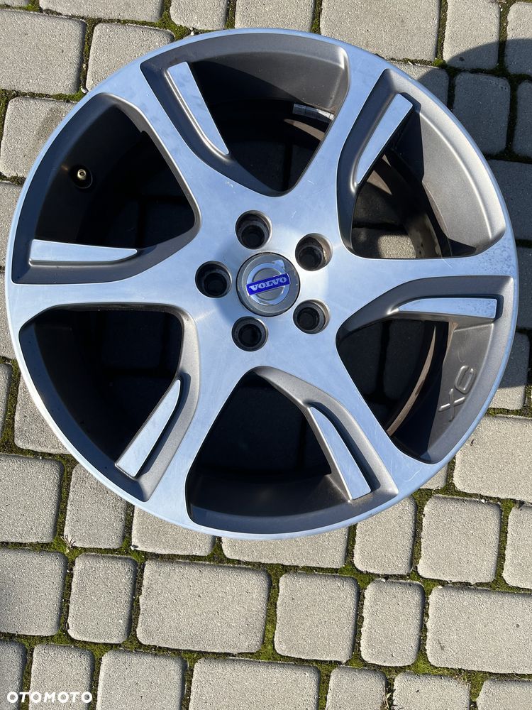 Alufelgi 5x108 18 cali Volvo R design s60 s90 V60 V90 XC40 XC60 XC90