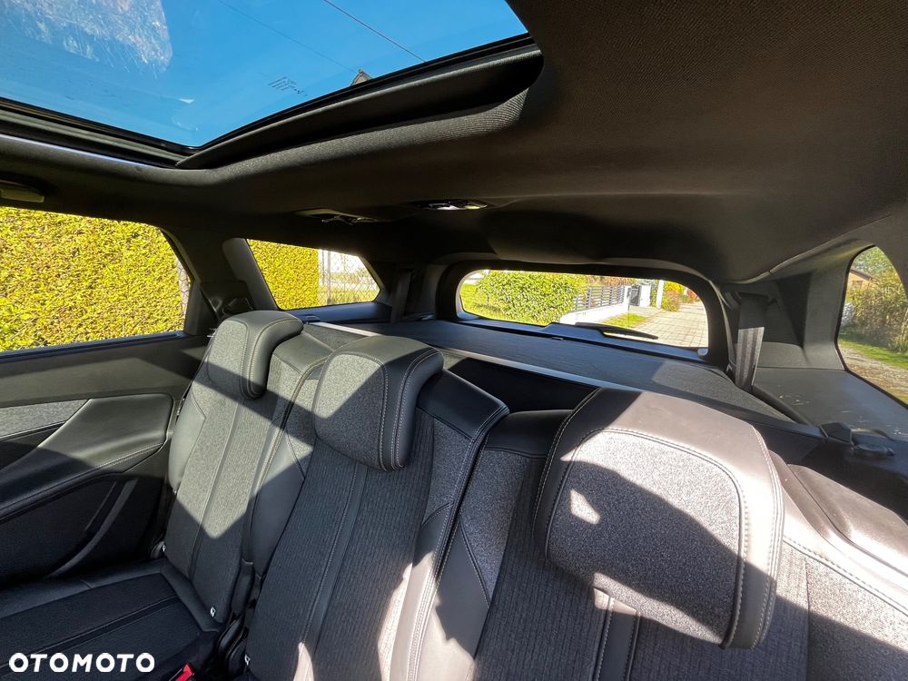 Peugeot 5008 - 17