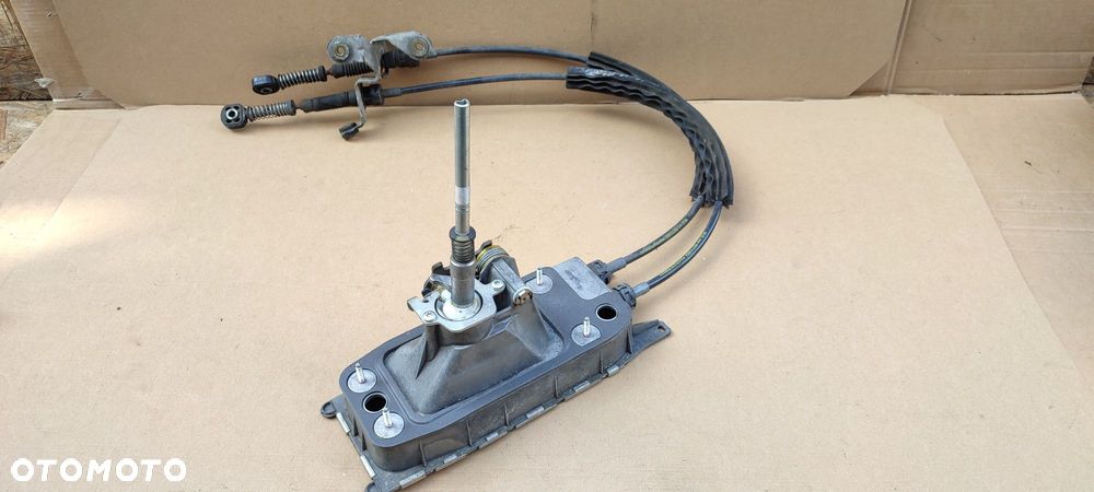 VW Golf V 5 1K 1.4 1.6 MPI wybierak biegów lewarek zmiany biegów - 1