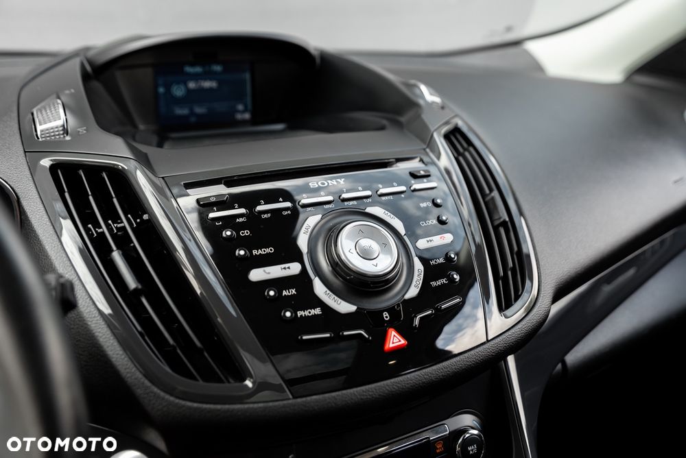 Ford Kuga 2.0 TDCi 4x4 Trend - 36