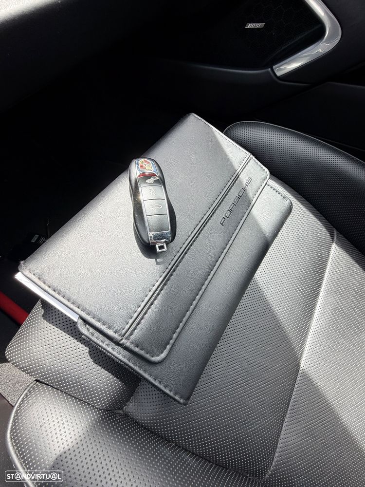 Porsche 911 (991) Turbo PDK - 27