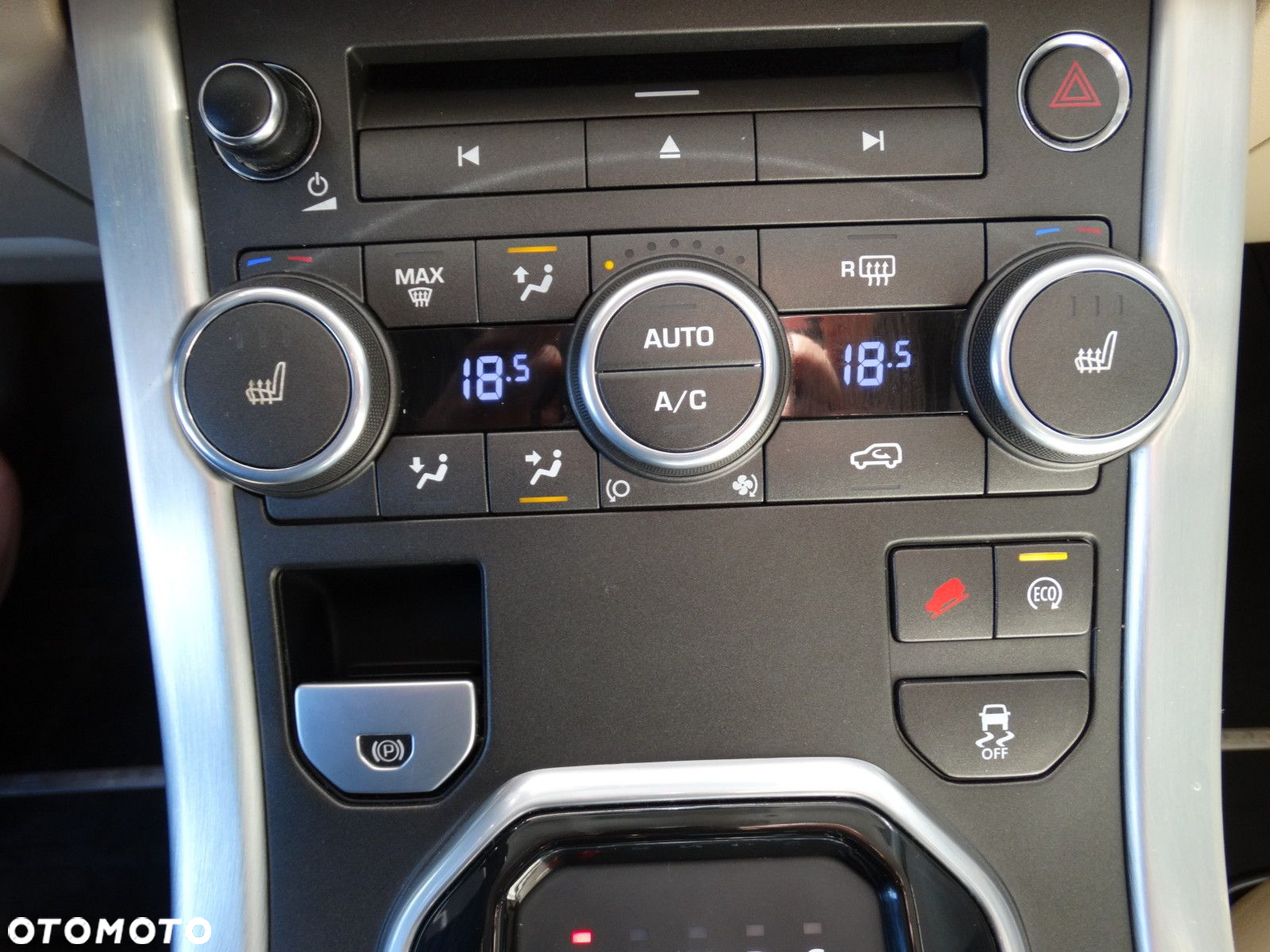 Land Rover Range Rover Evoque - 24