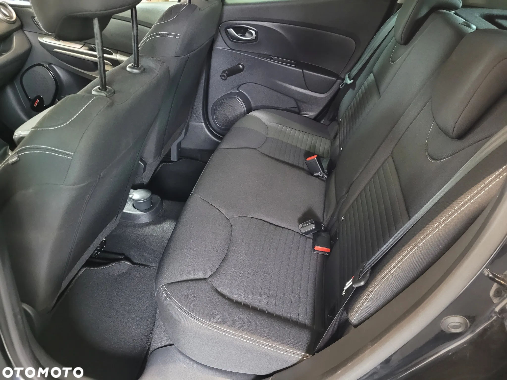 Renault Clio 1.2 16V Life - 17