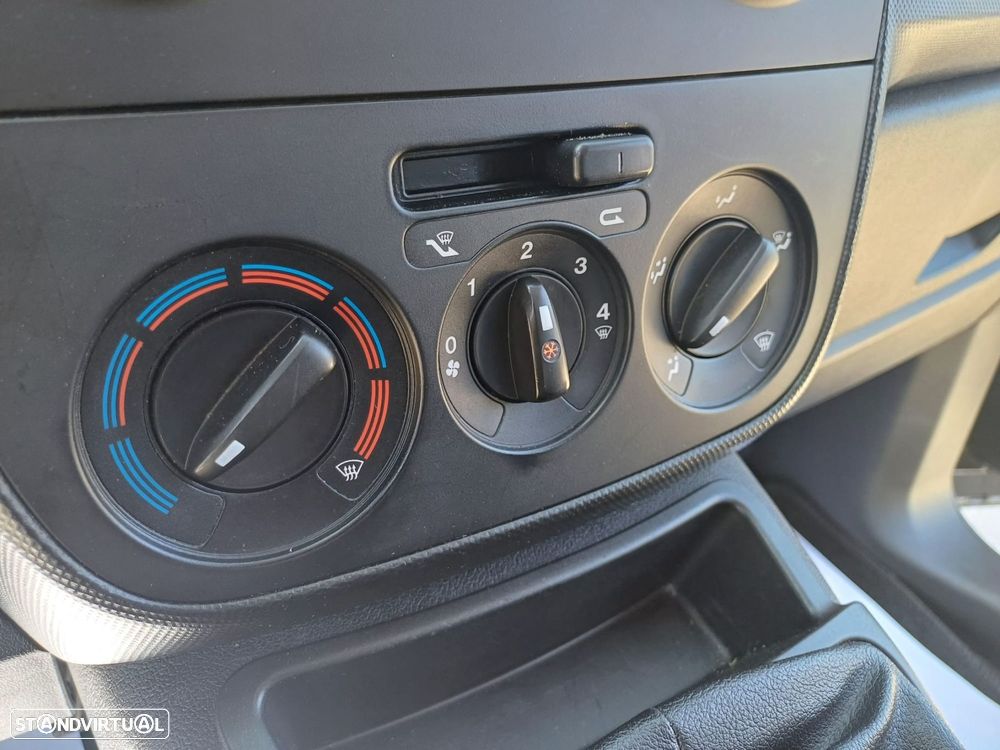 Fiat Fiorino 1.3 M-jet - 33