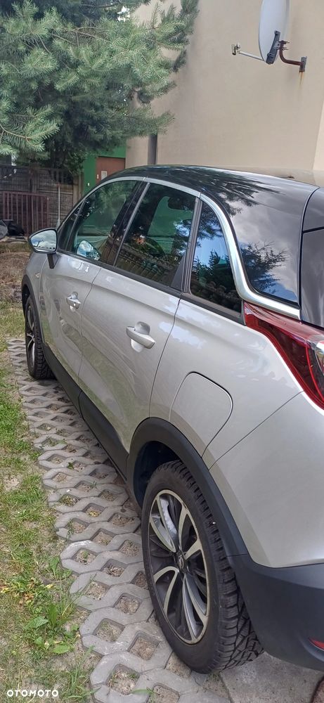 Opel Crossland X 1.2 T Eco 120 Lat S&S - 4