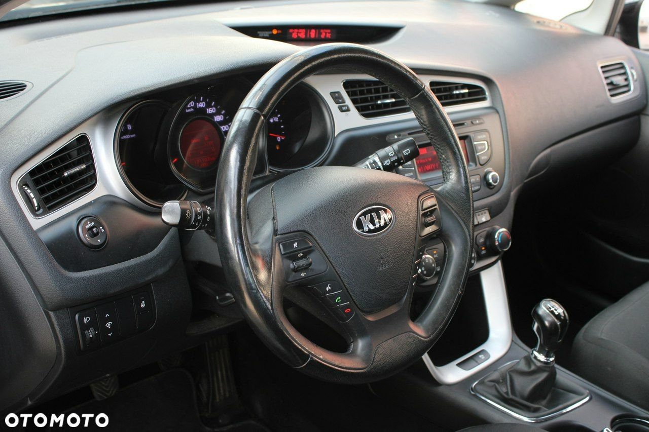 Kia Ceed Cee'd 1.4 L - 22