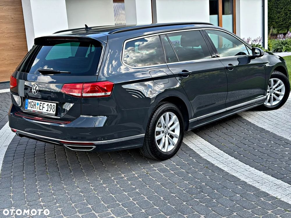 Volkswagen Passat Variant 1.6 TDI (BlueMotion Technology) Comfortline - 10