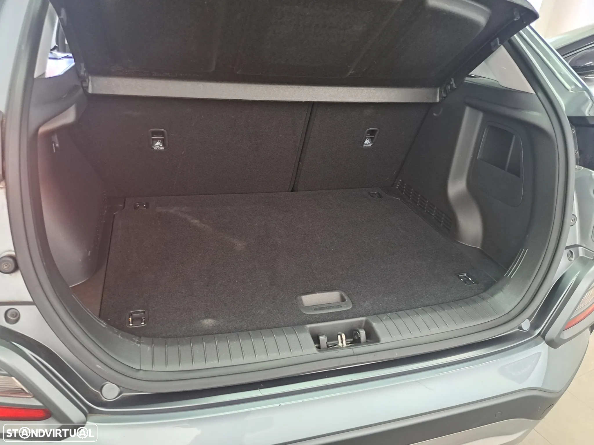 Hyundai Kauai 1.0 T-GDi Premium Tec.Preto - 16