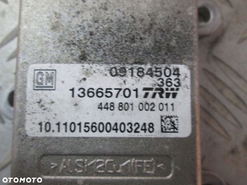 CZUJNIK PRZYSPIESZENIA ESP OPEL VECTRA C 1.8 B 13665701 - 2