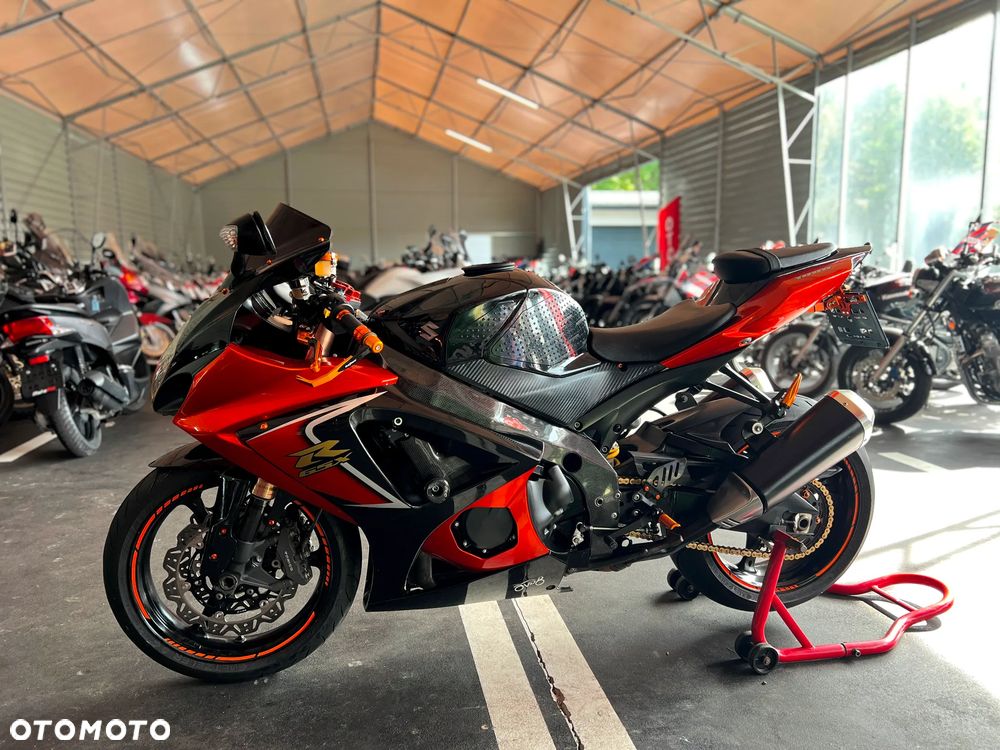 Suzuki GSX-R - 15