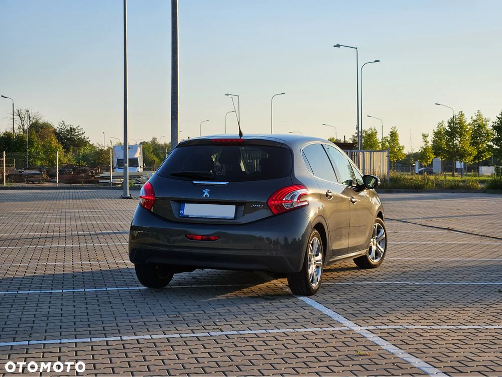 Peugeot 208 1.6 VTi Allure - 9