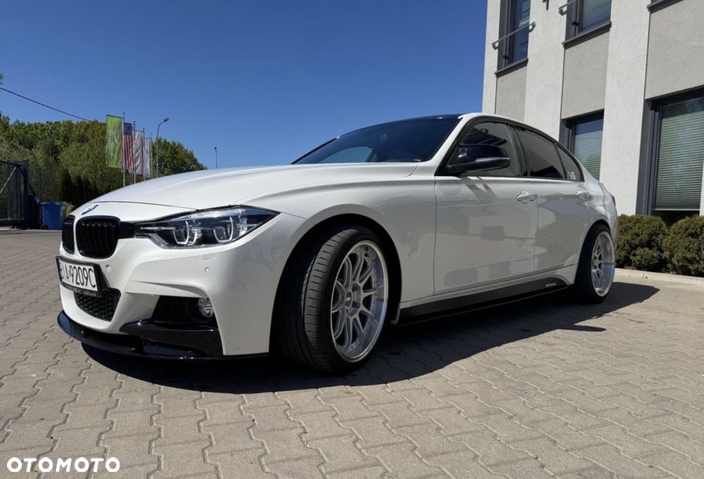 BMW Seria 3 335i Sport Line - 3