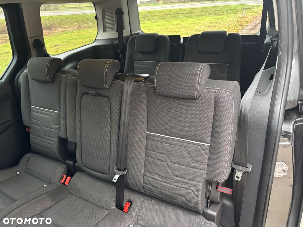 Ford Tourneo Connect Grand 1.5 TDCi Start/Stop Titanium - 23