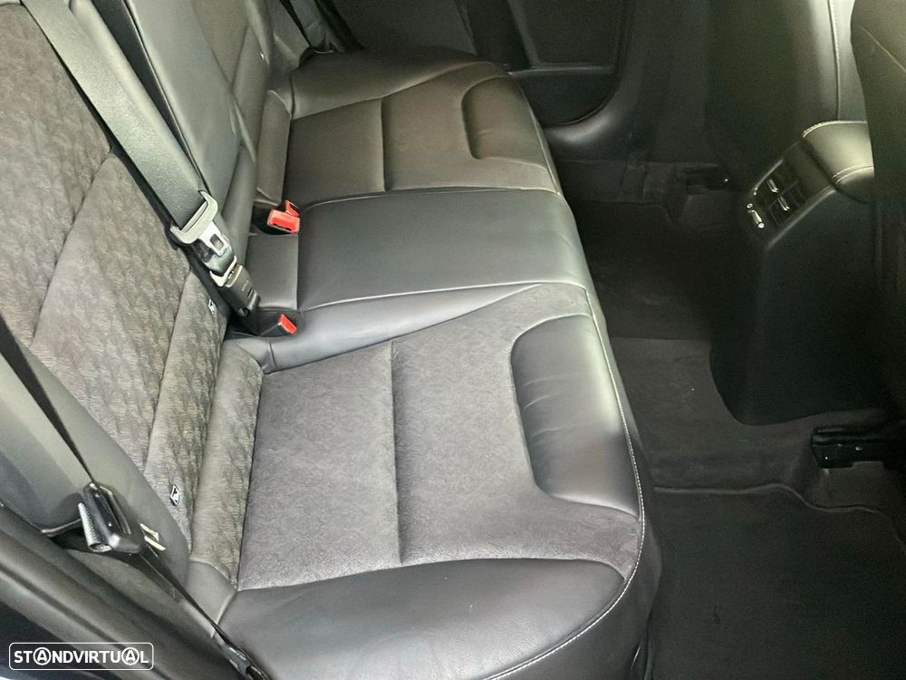 Kia Niro 1.6 GDi HEV EX - 18