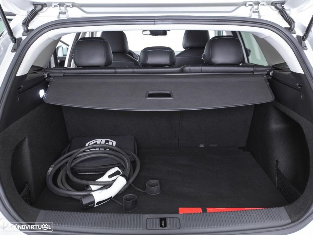 MG MG5 61 kWh Luxury - 13