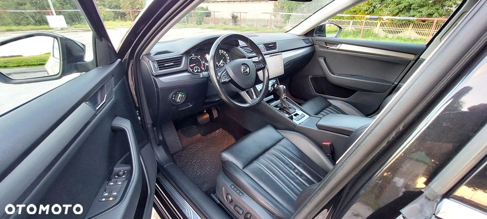 Skoda Superb Combi 1.6 TDI DSG Ambition - 5