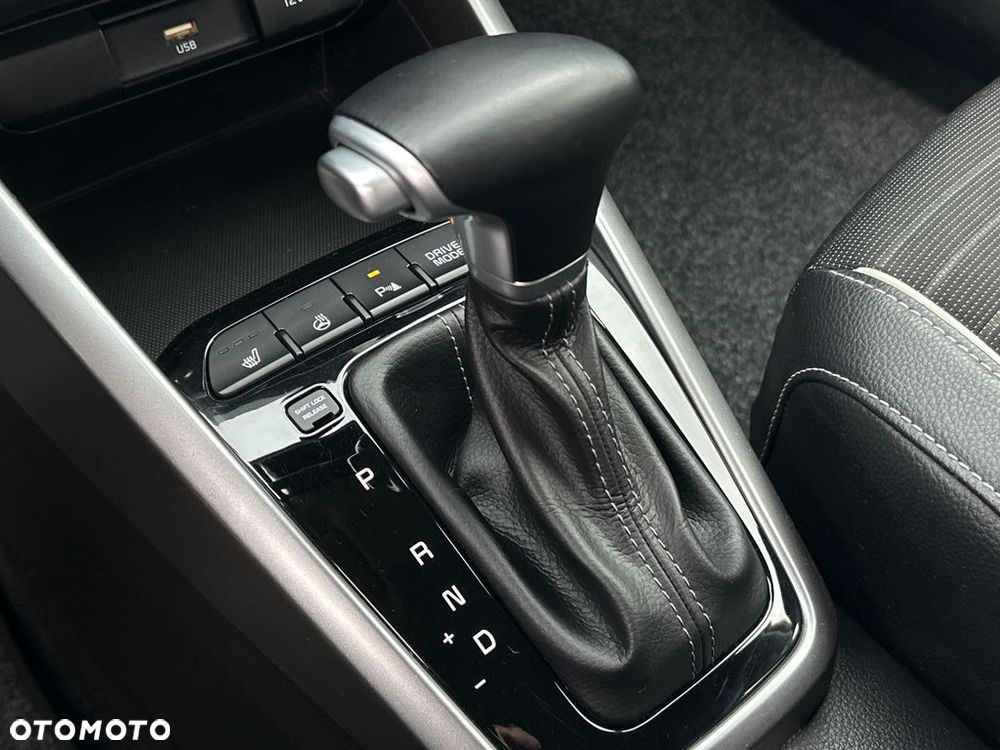 Kia Stonic - 19
