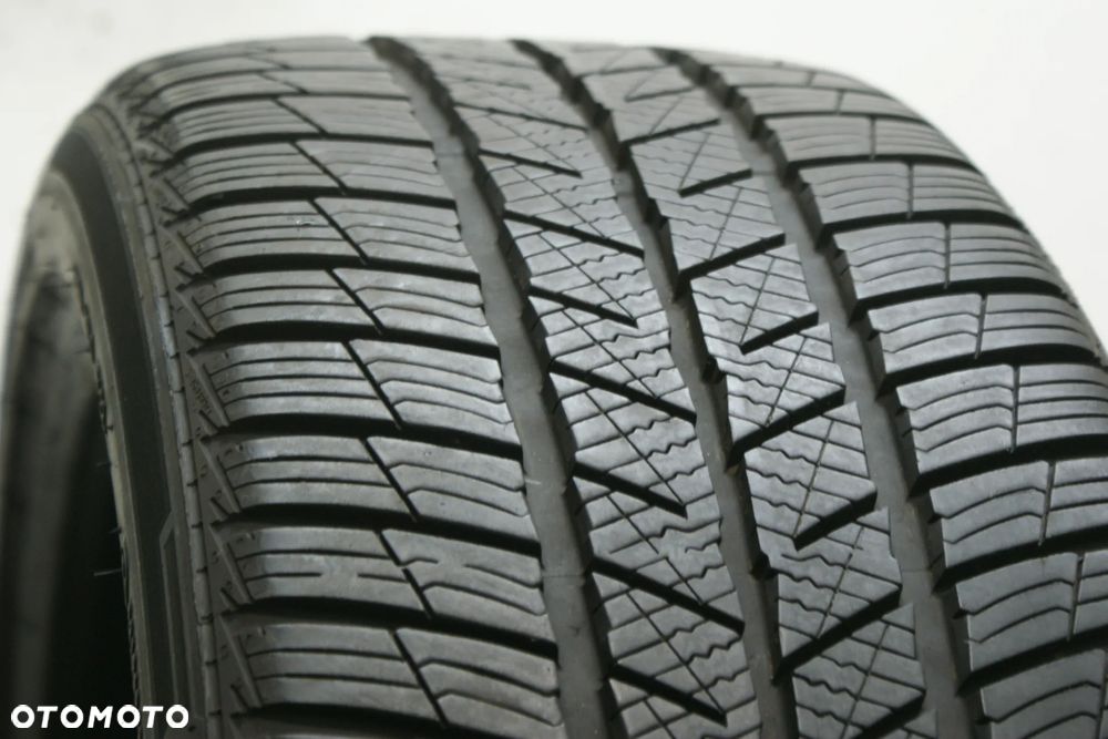 225/40R18 BARUM POLARIS 5 , 7,6mm 2022r A9952 - 2
