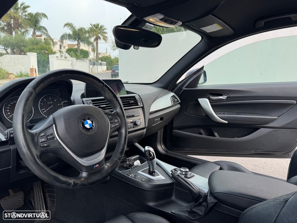 BMW 118 dA Pack M - 8