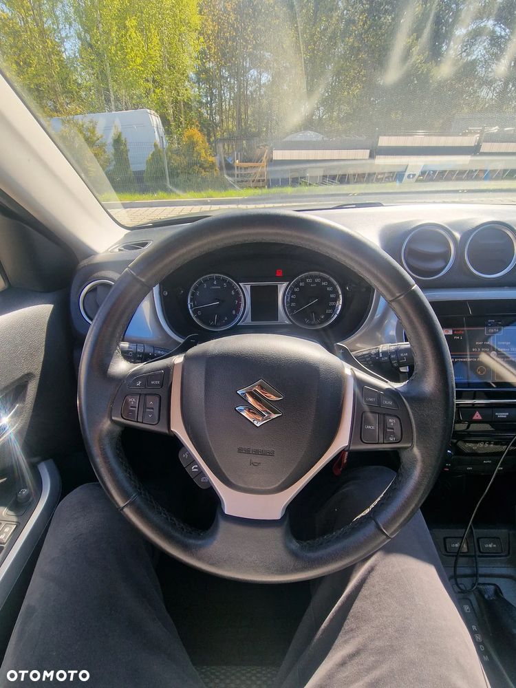 Suzuki Vitara 1.6 Comfort 2WD - 12