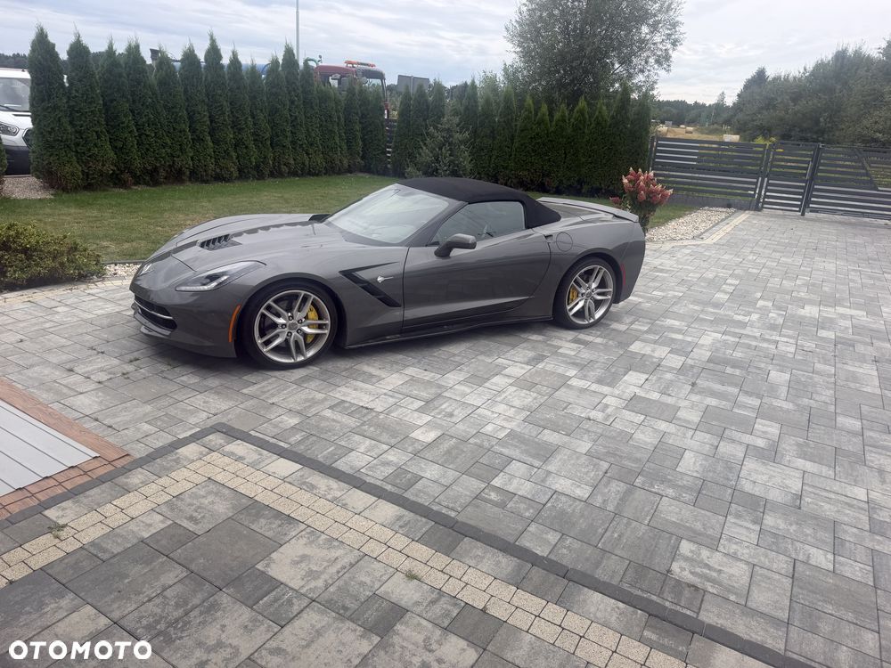 Chevrolet Corvette - 1