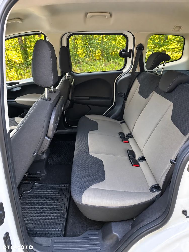 Ford Tourneo Courier 1.0 EcoBoost Trend - 9