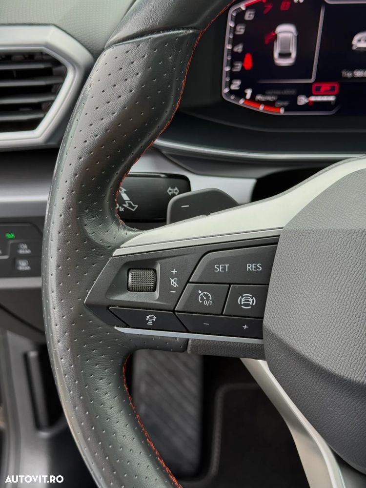 Seat Leon Sportstourer 1.0 eTSI OPF DSG FR - 26