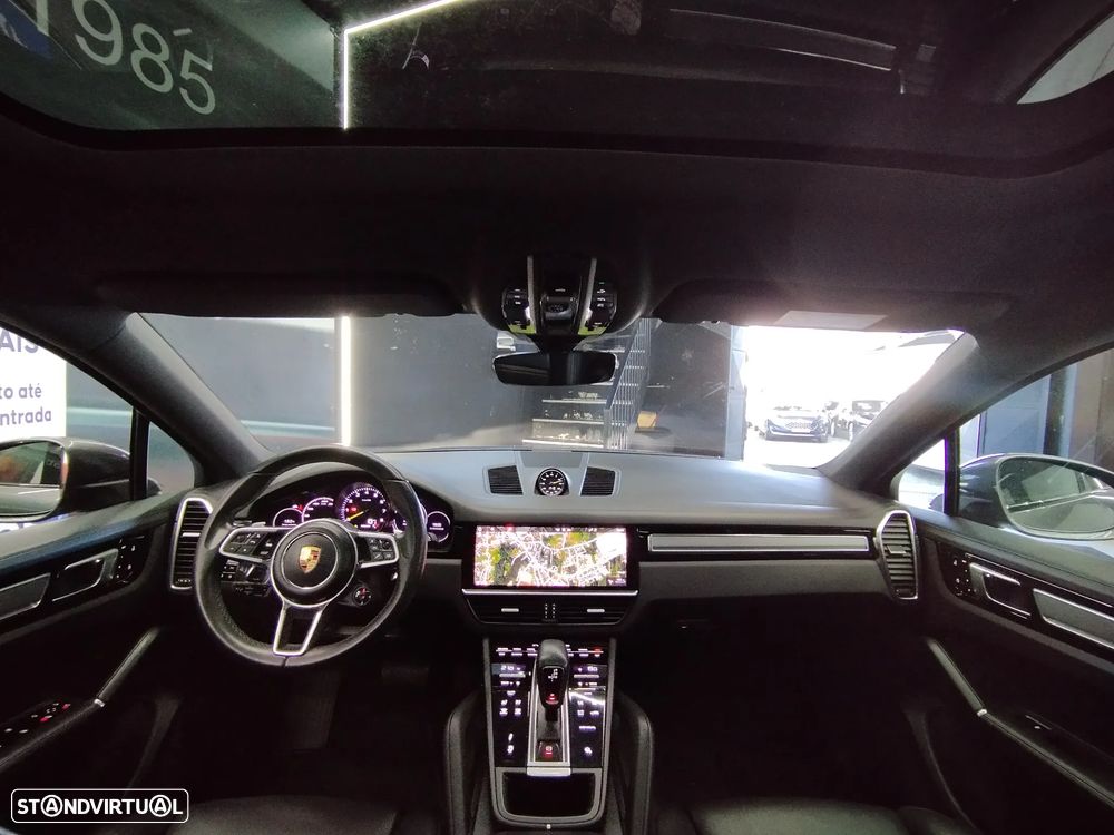 Porsche Cayenne Coupé E-Hybrid - 22