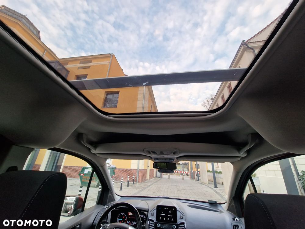 Ford Tourneo Connect Gr 1.5 EcoBlue Titanium PowerShift - 16