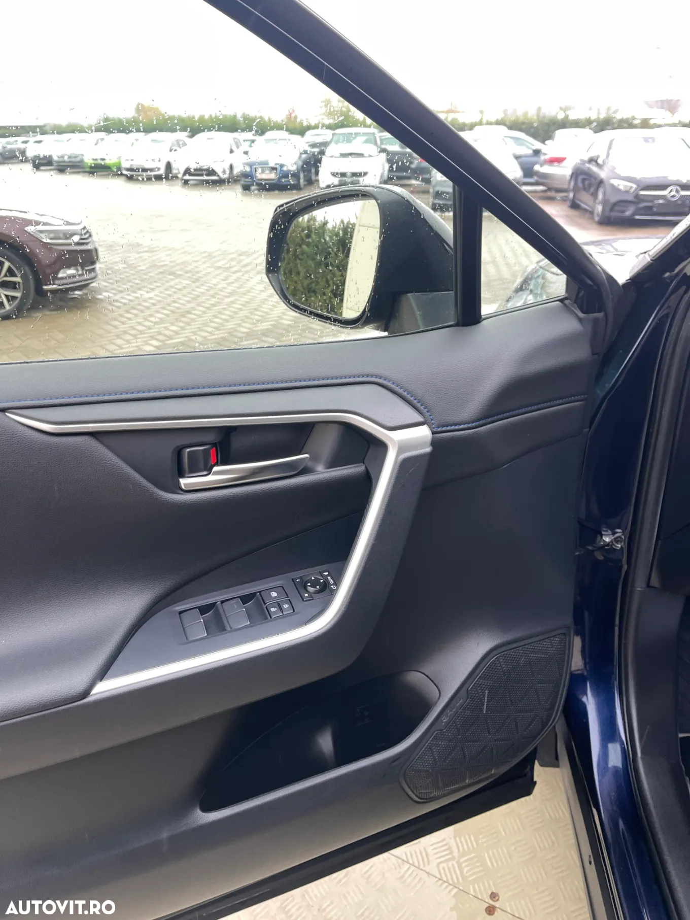 Toyota RAV4 - 31