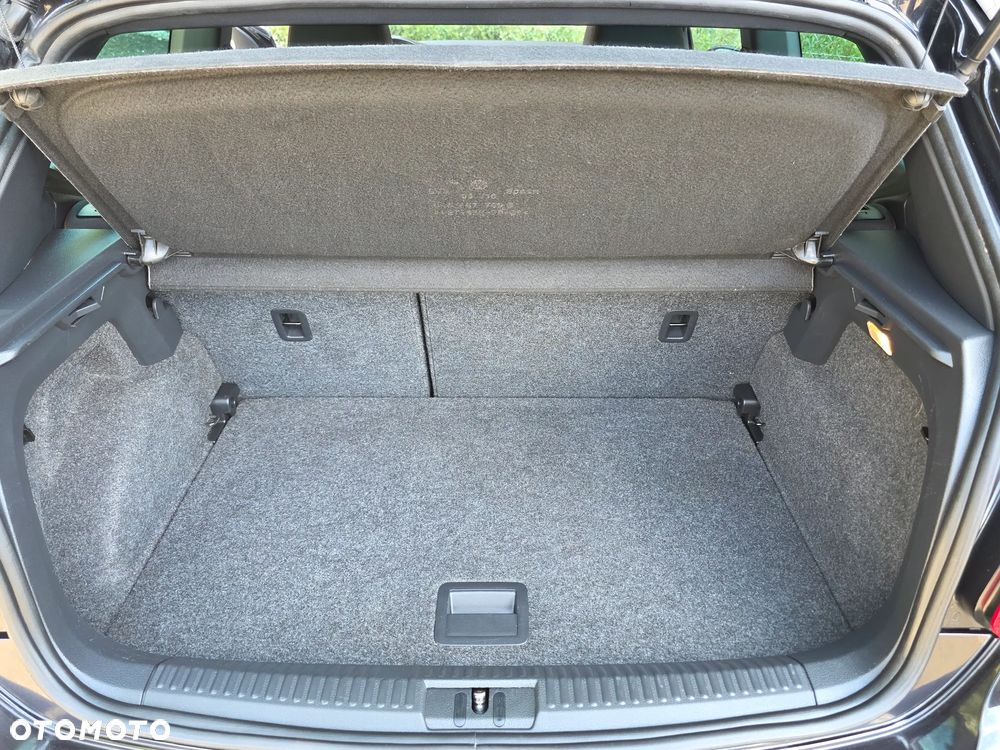 Volkswagen Polo - 19