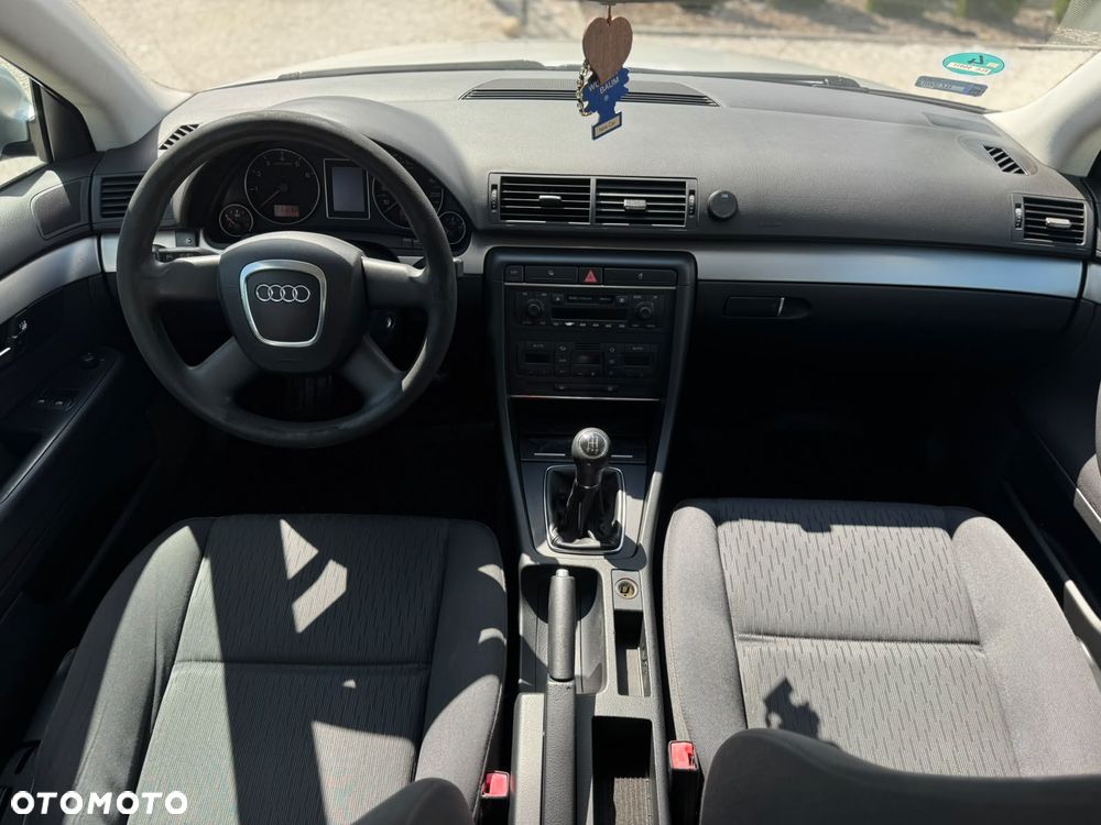 Audi A4 Avant - 15