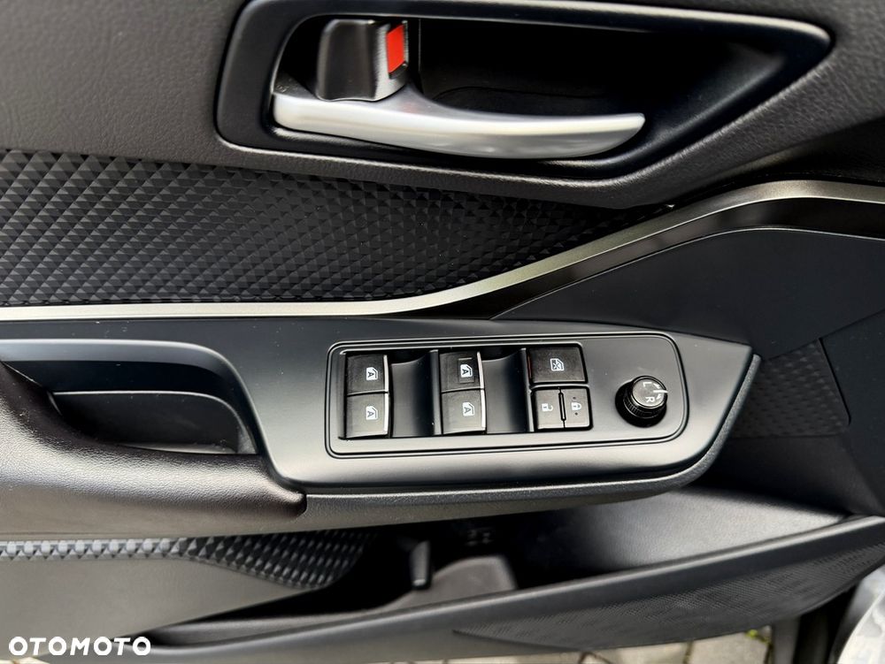 Toyota C-HR Business-Edition - 31