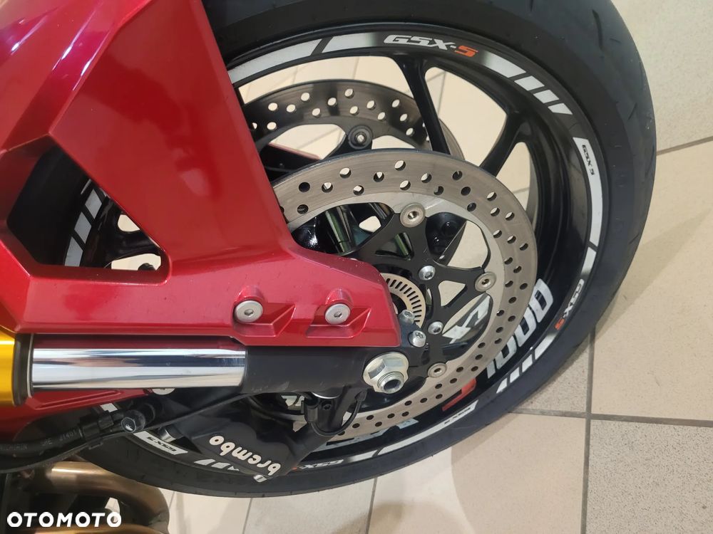 Suzuki GSX - 9