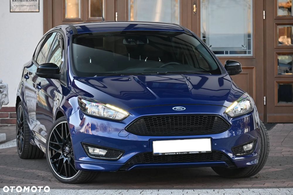Ford Focus SW 1.5 EcoBoost S&S ST-LINE - 7