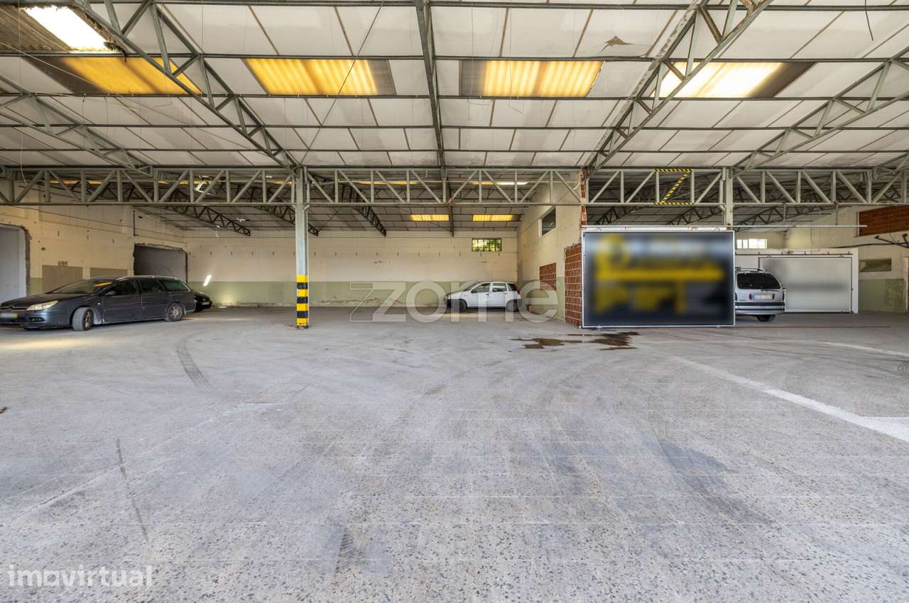 Pavilhão/Armazém Industrial, à entrada de Alcobaça c/ 1960m2 - Grande imagem: 5/28