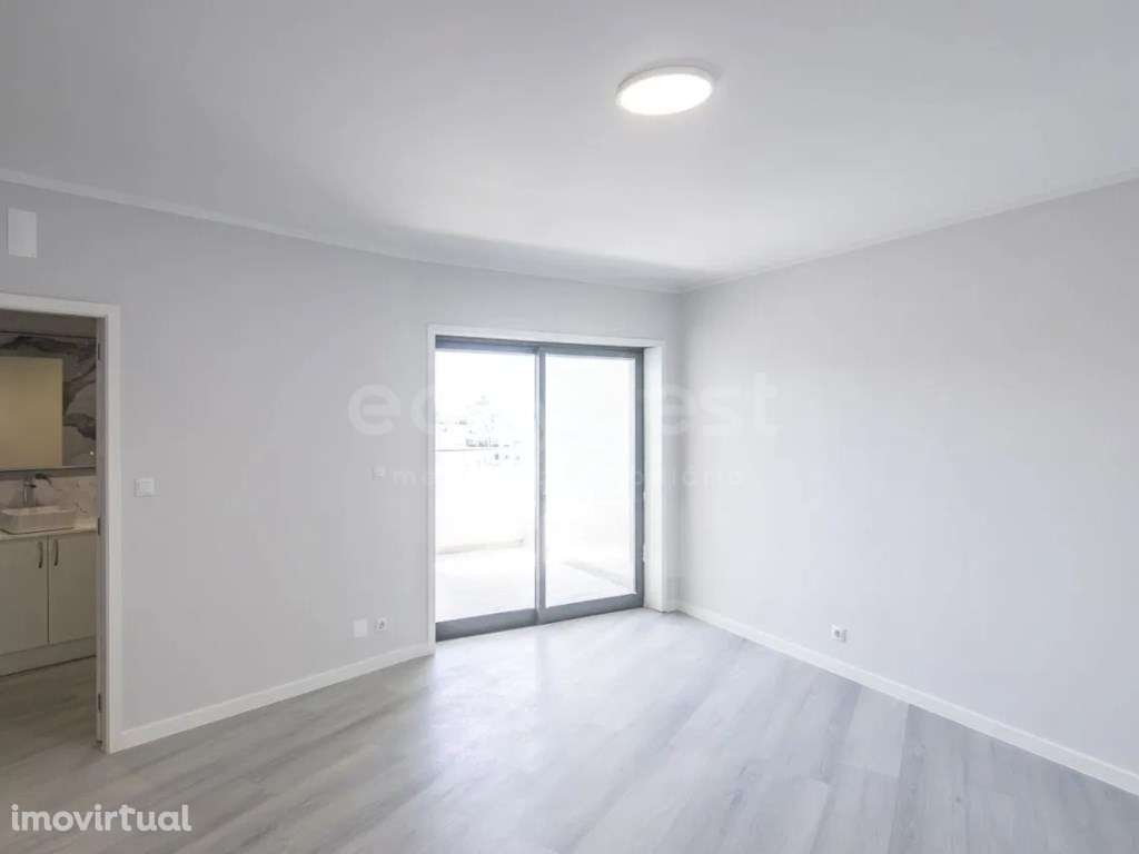 Apartamento T4 no centro de Braga, totalmente remodelado e com vist... - Grande imagem: 4/14
