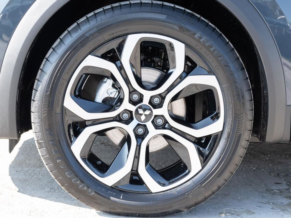 Mitsubishi ASX - 8