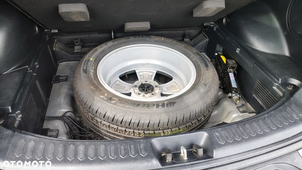 Kia Sportage 2.0 CRDI M - 23