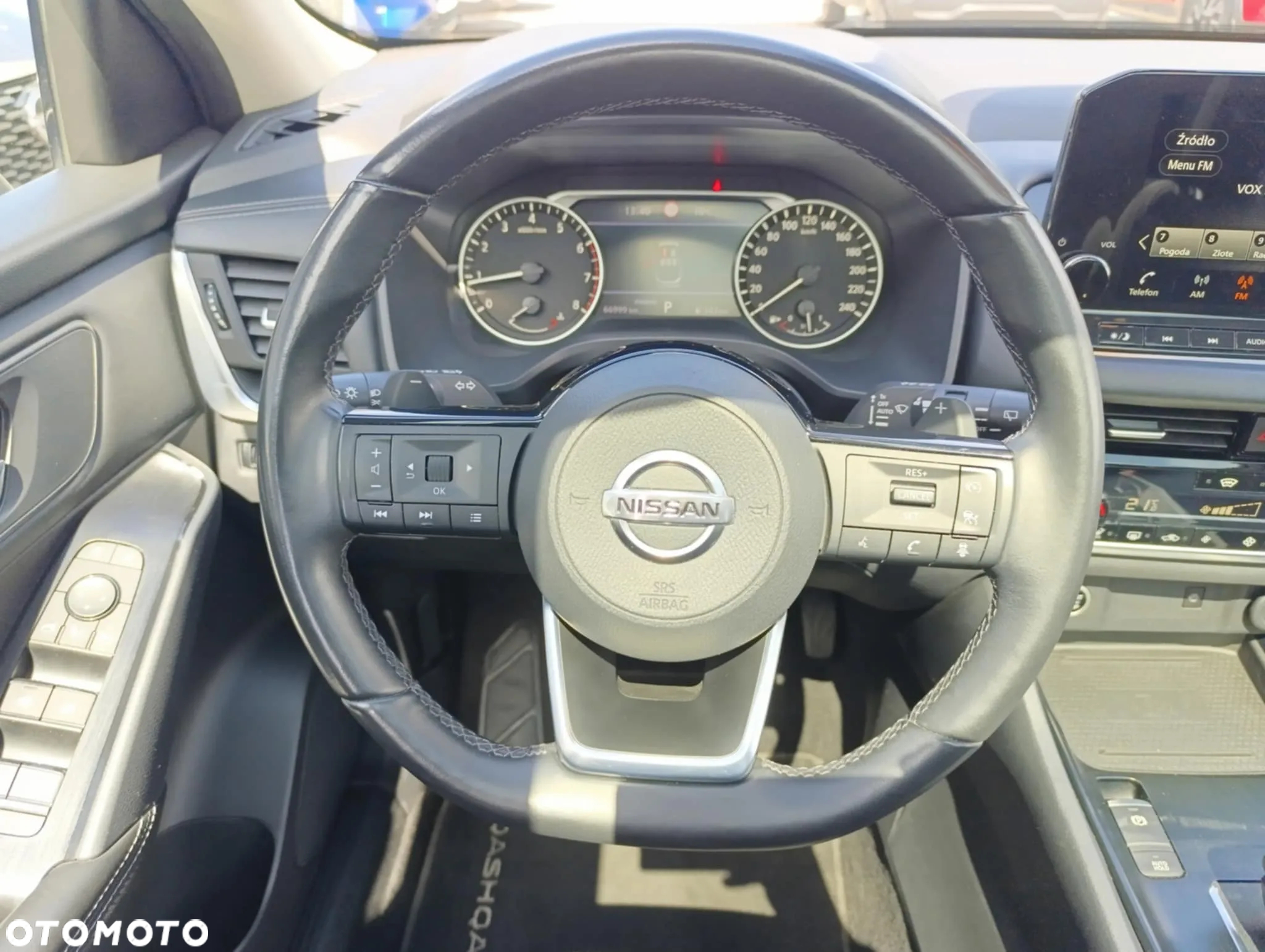 Nissan Qashqai 1.3 DIG-T Acenta DCT - 17