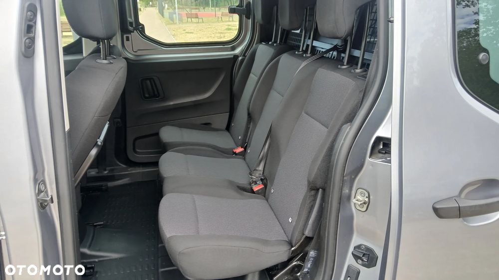 Opel Combo XL 2,3t (bryg.) - 19