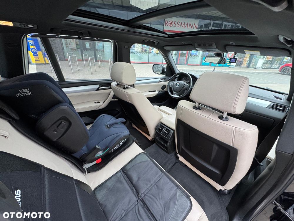 BMW X3 xDrive20i - 9