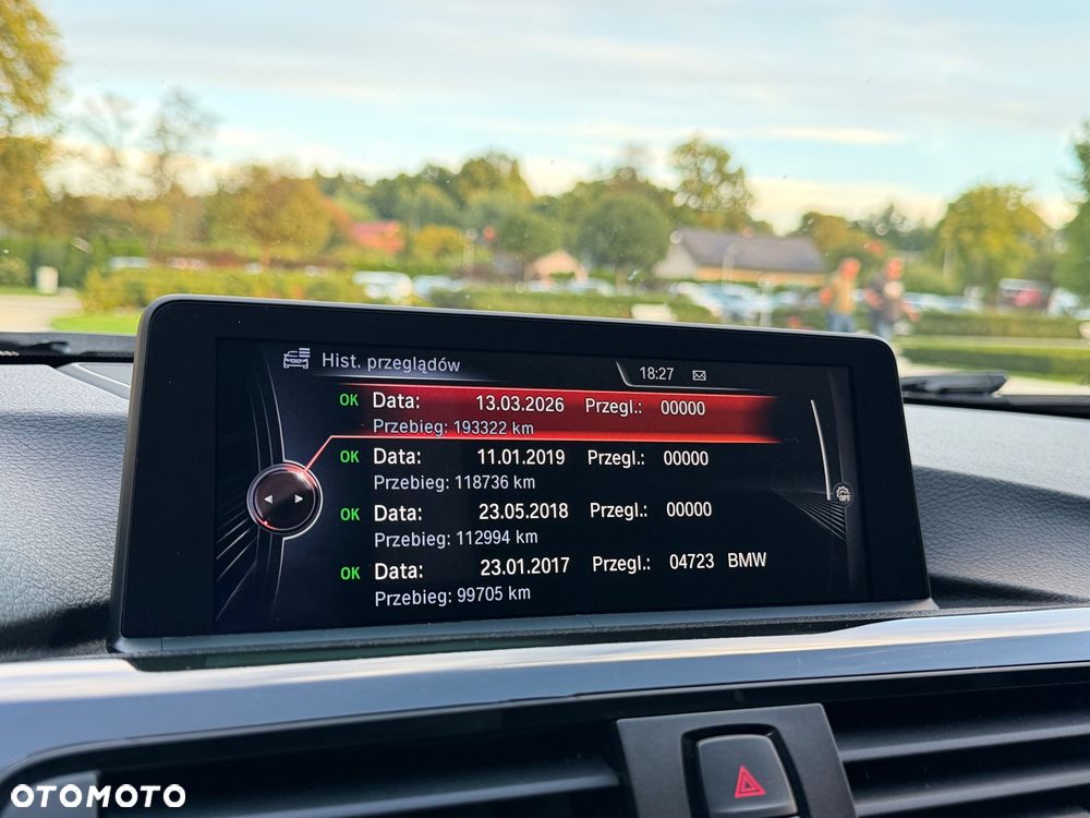 BMW Seria 3 330d xDrive Sport Line - 23