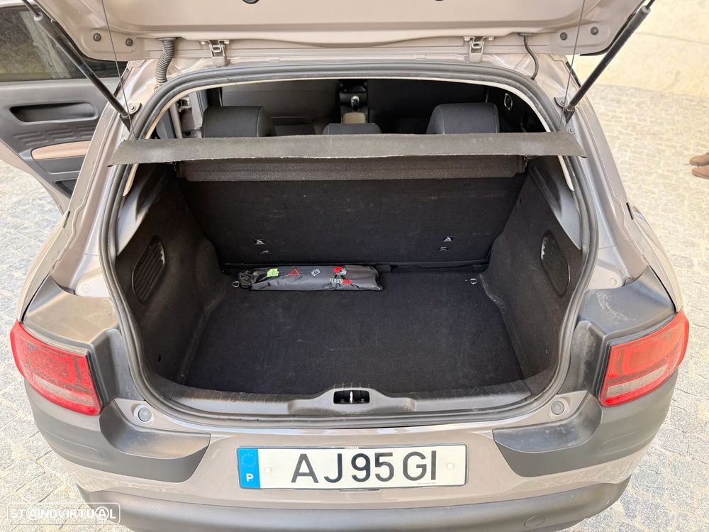 Citroën C4 Cactus 1.2 PureTech Shine - 29