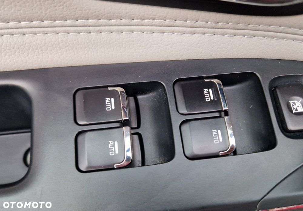 Kia Ceed - 26