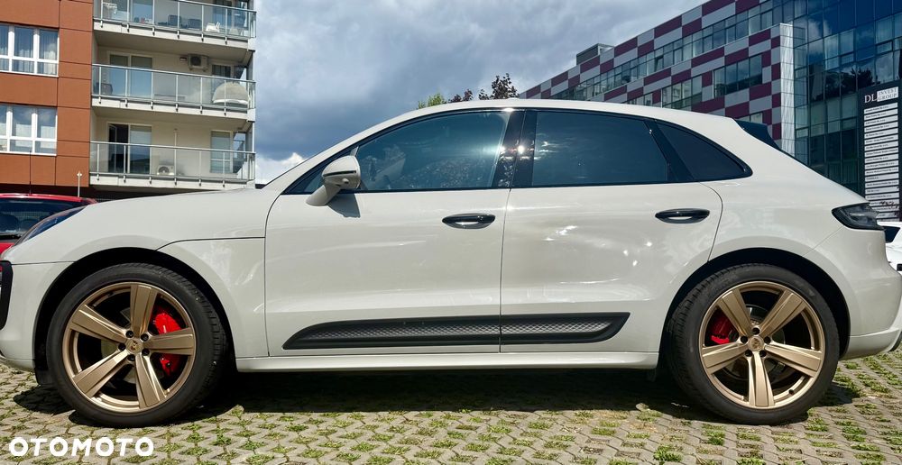 Porsche Macan - 3